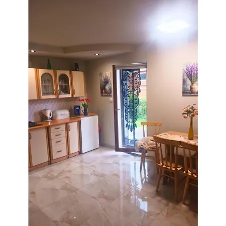 Dom Na Gwarnej Holiday home *