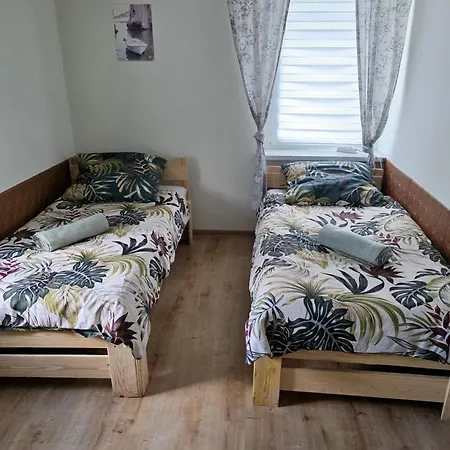 Dom Na Gwarnej Holiday home *